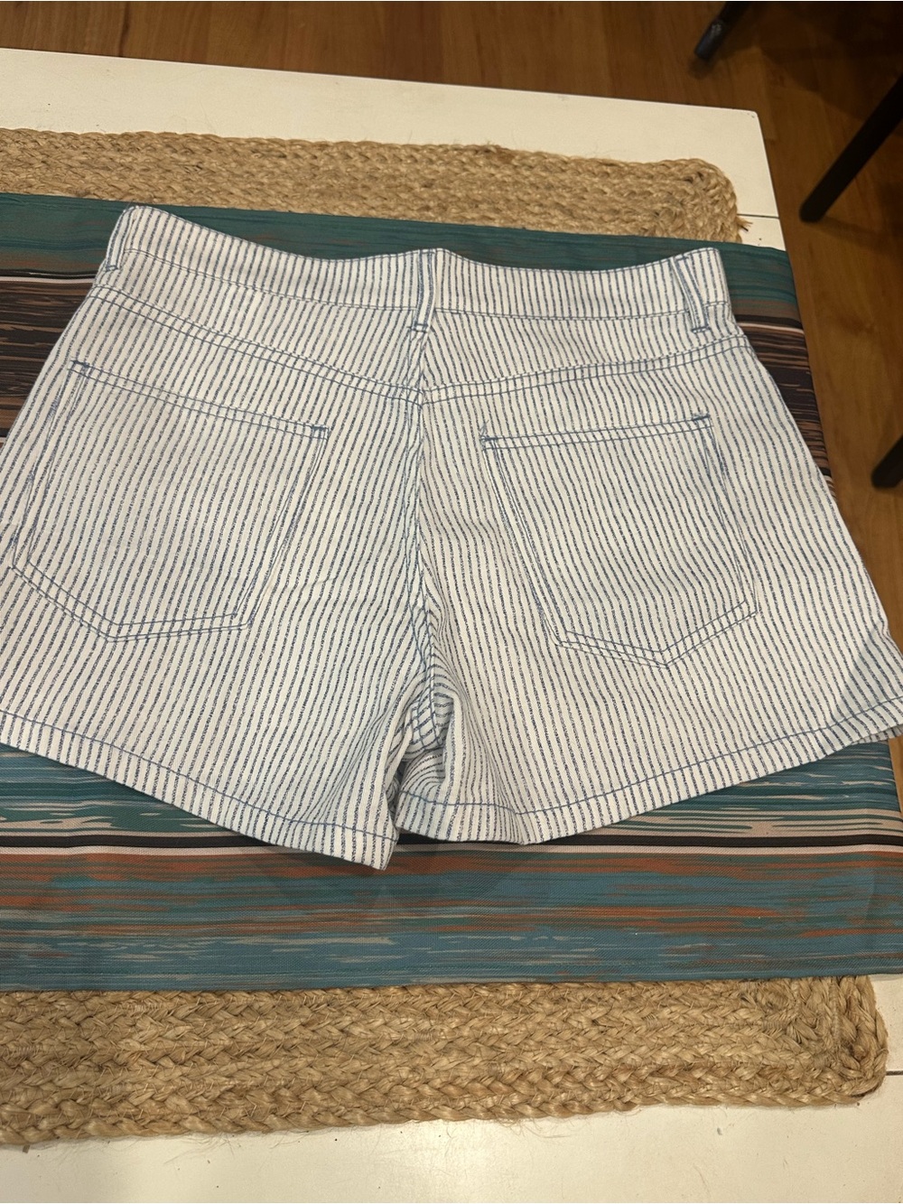 Zara size 8 pinstriped shorts